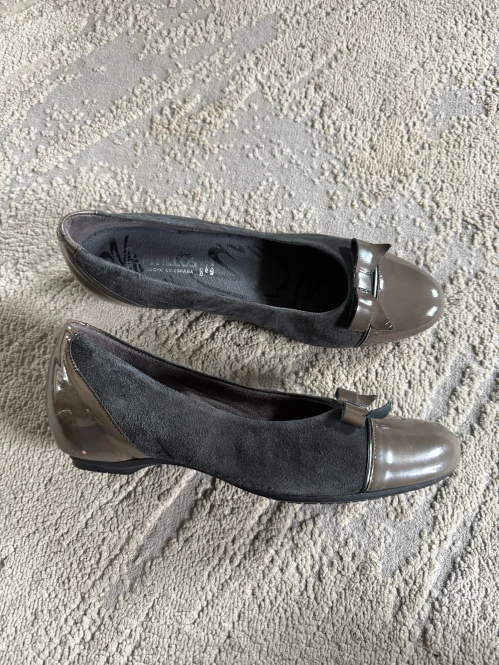 Pitillos ballet flats Taupe and gray Bows almond toe suede leather 40 / 9